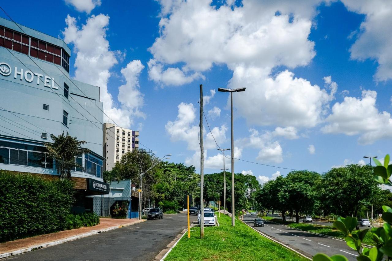 Vitoria Regia Hotel Bauru Buitenkant foto